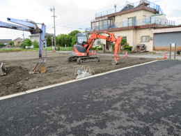 愛西市西光寺の東側大駐車場工事写真・愛西市西光寺本堂の建築方法